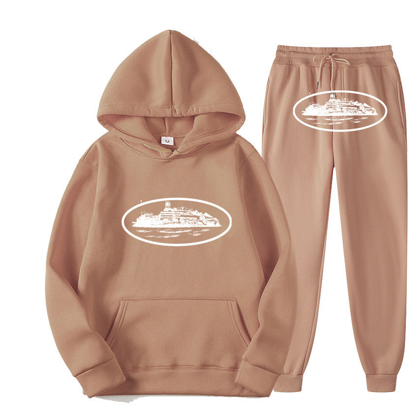 Loose hoodie set for trendy street wear