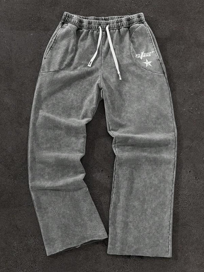 Loose-fitting sweatpants
